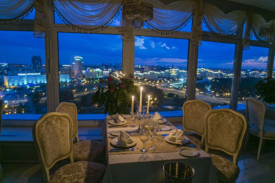 Отель Беларусь в Минске ресторан панорама