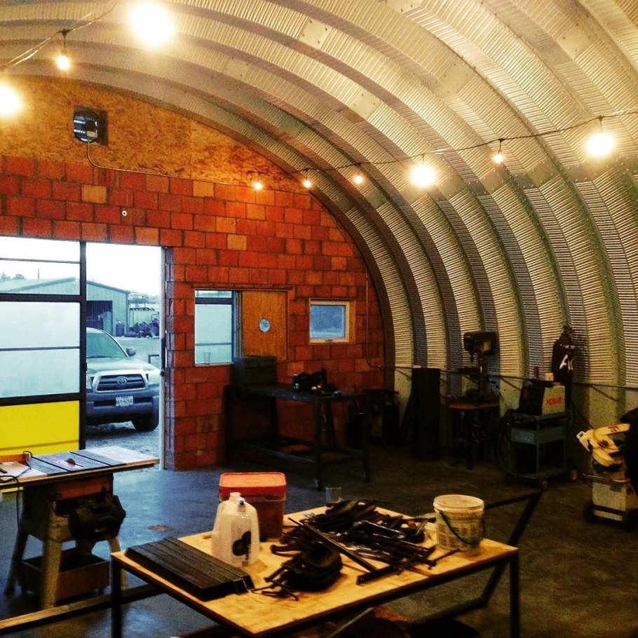 Дом из Ангара