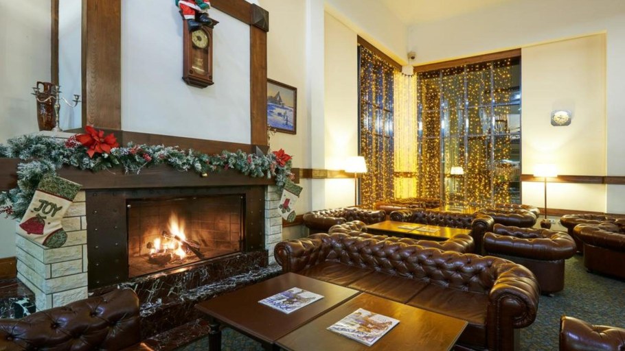 Гостиница с камином