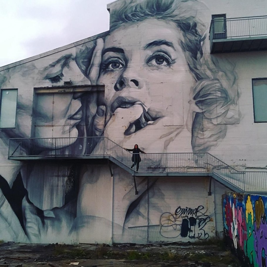 Профессиональное граффити на стенах