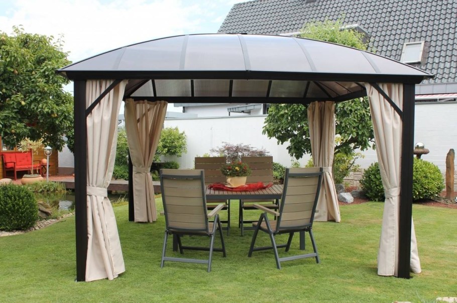 Навес-беседка для дачи