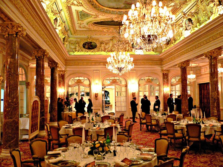 Монте Карло торговый центр