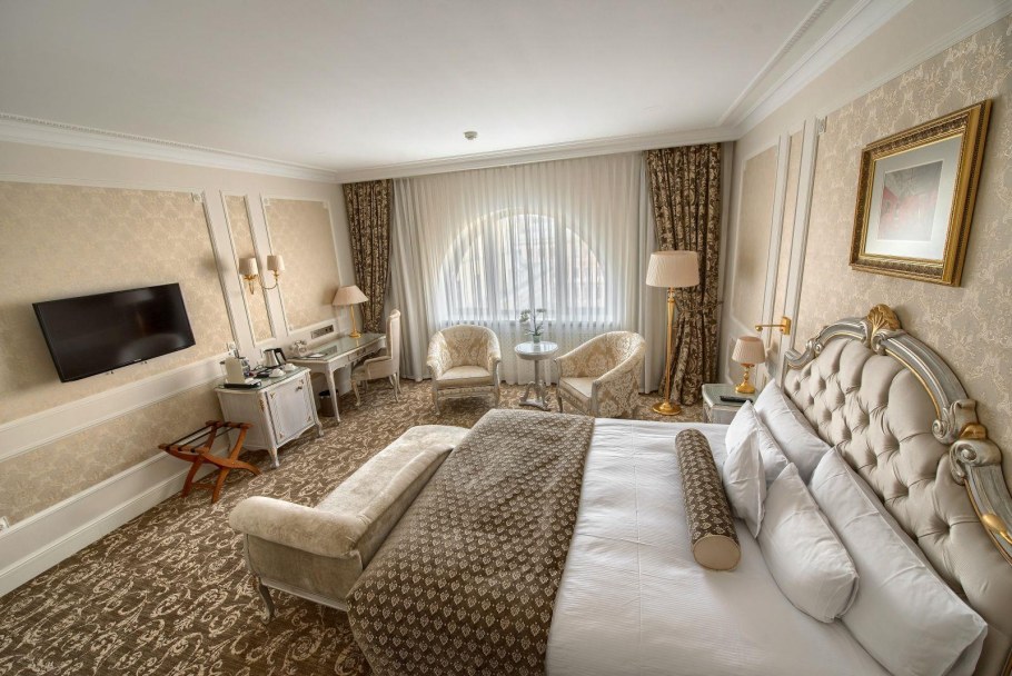 Эрмитаж 5 отель