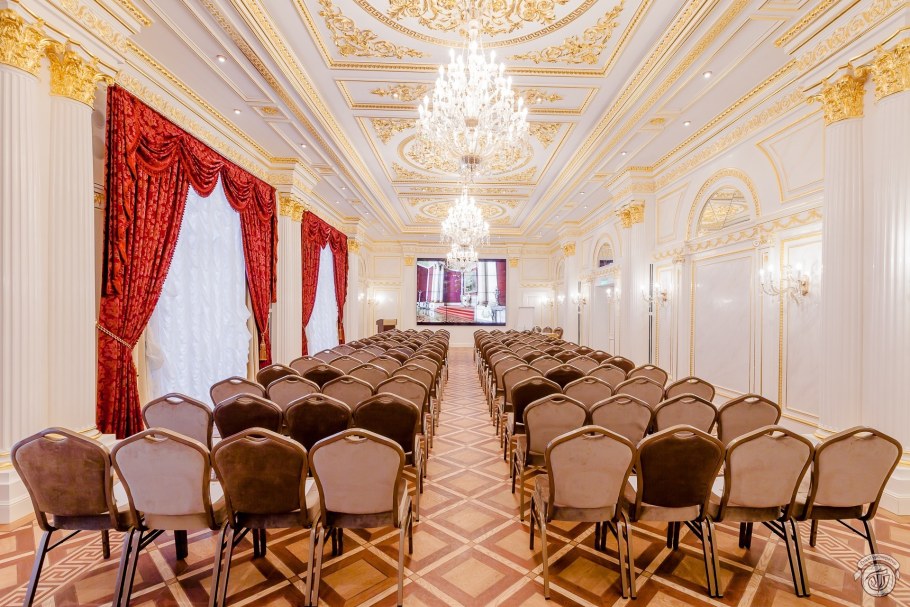 Эрмитаж гостиница зал Росси