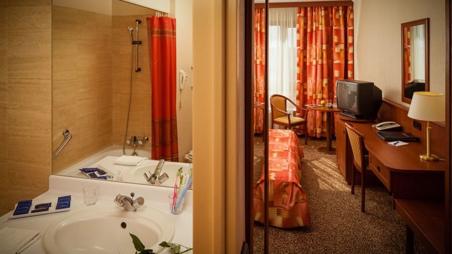 Москва проспект мира 150 гостиница космос