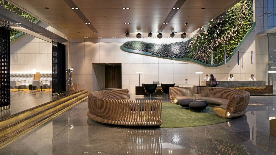 Эко отель лобби