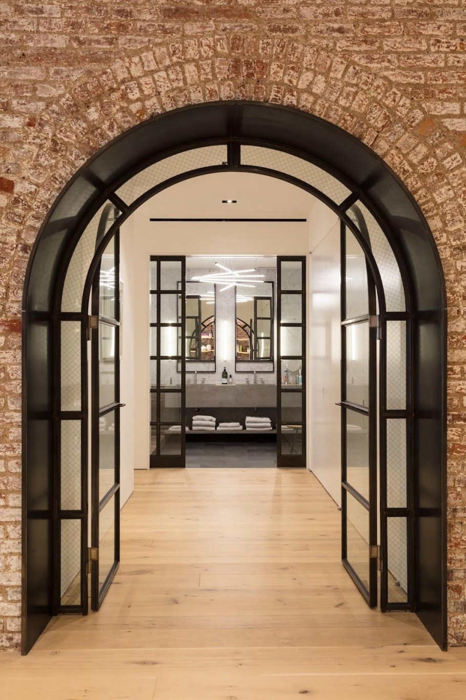 Арка в стиле лофт