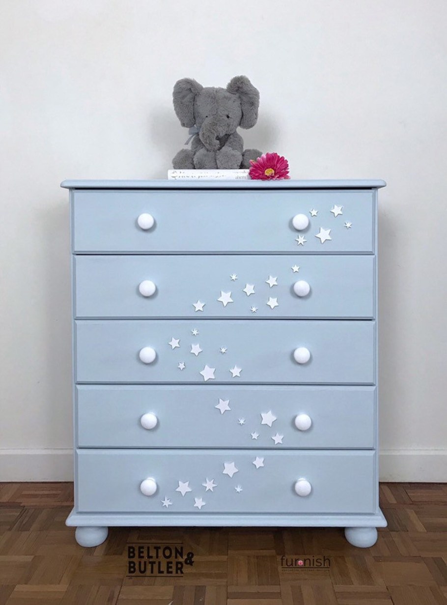 Покрасить комод звезды