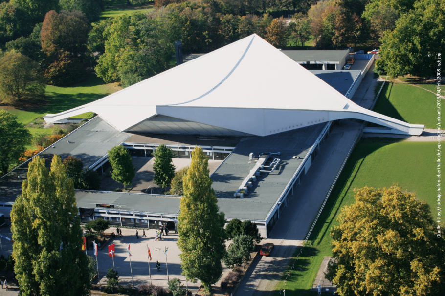 Гамбург, Friedrich Ebert Halle