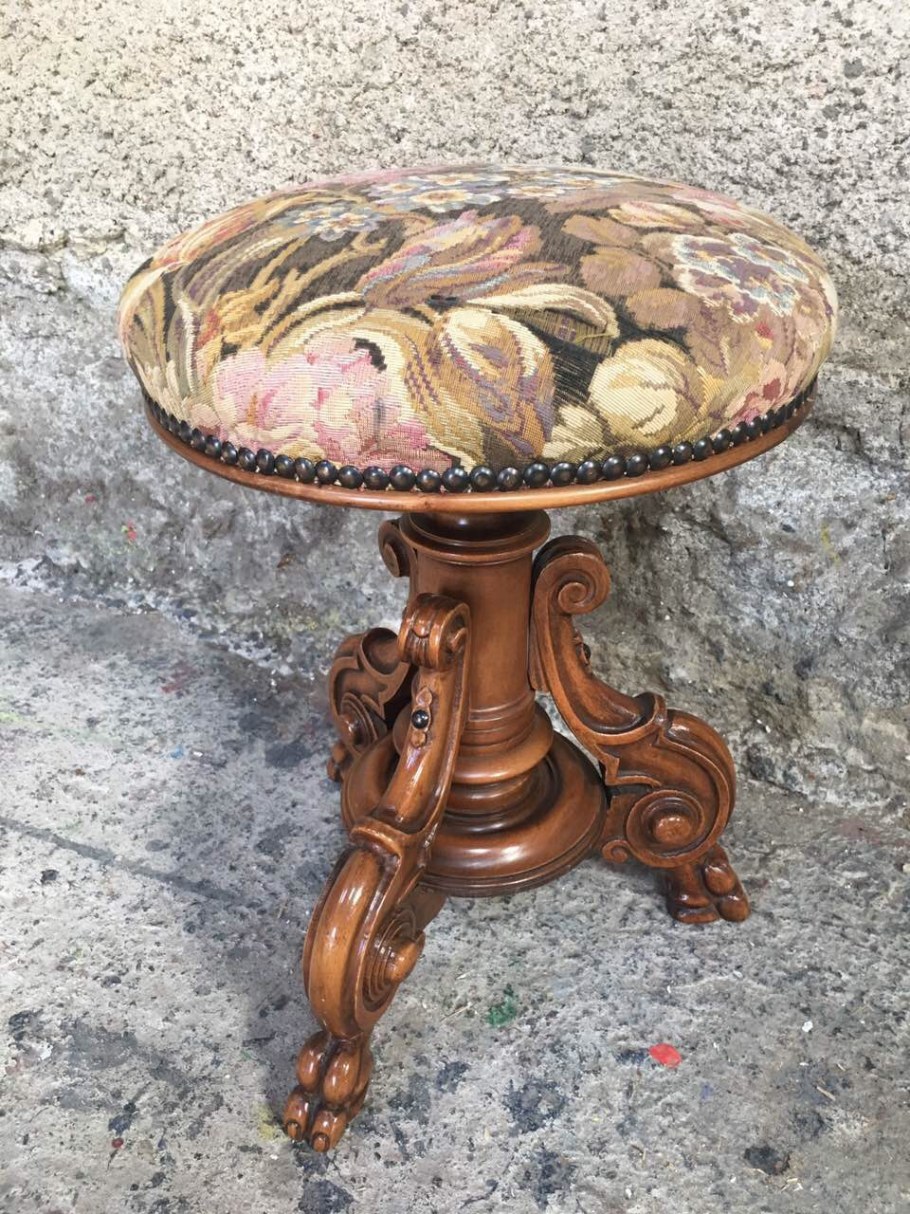 Антикварный винтовой табурет для пианино