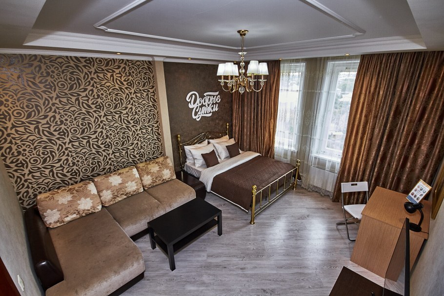 Люкс апартаменты и люди