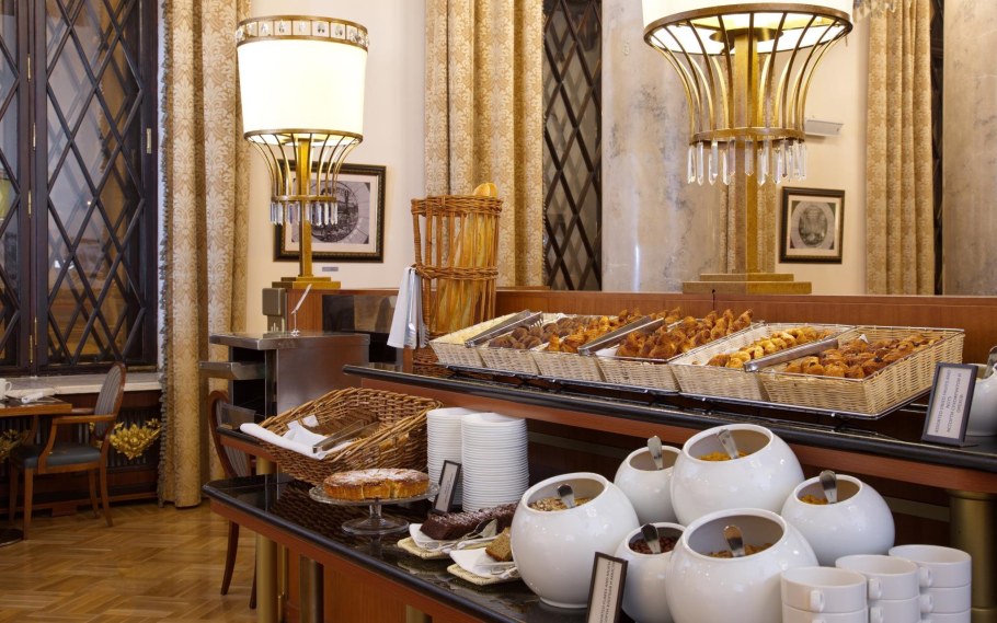 Отель Хилтон Москва Ленинградская