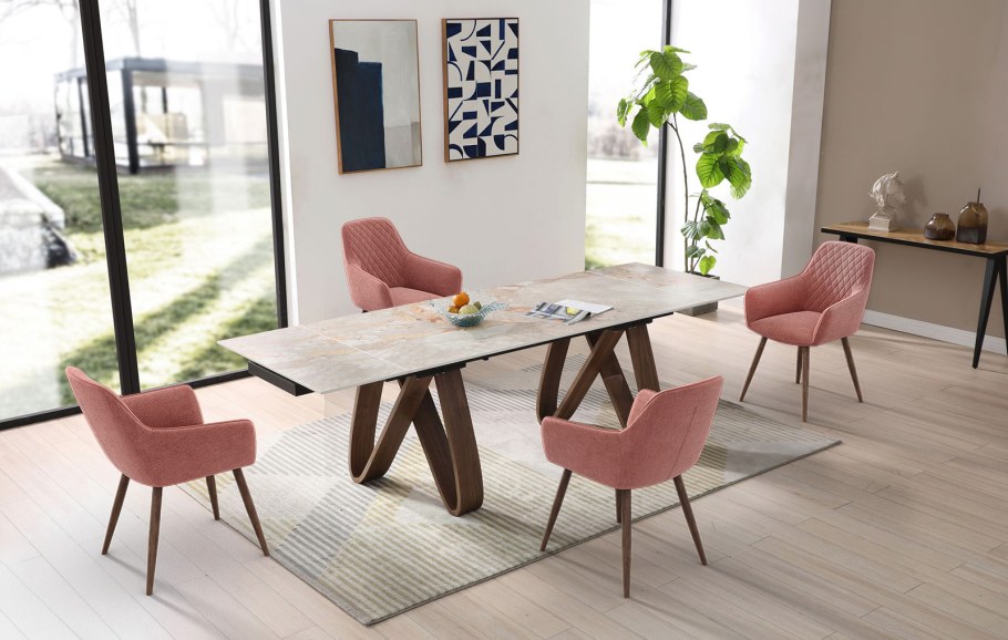 Стол обеденный четыре стула