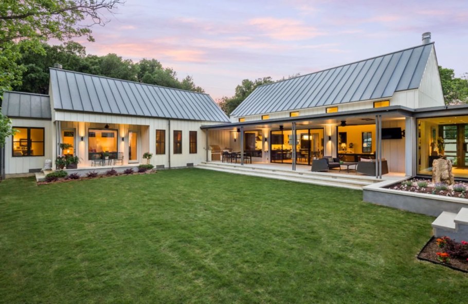 Barn House с террасой