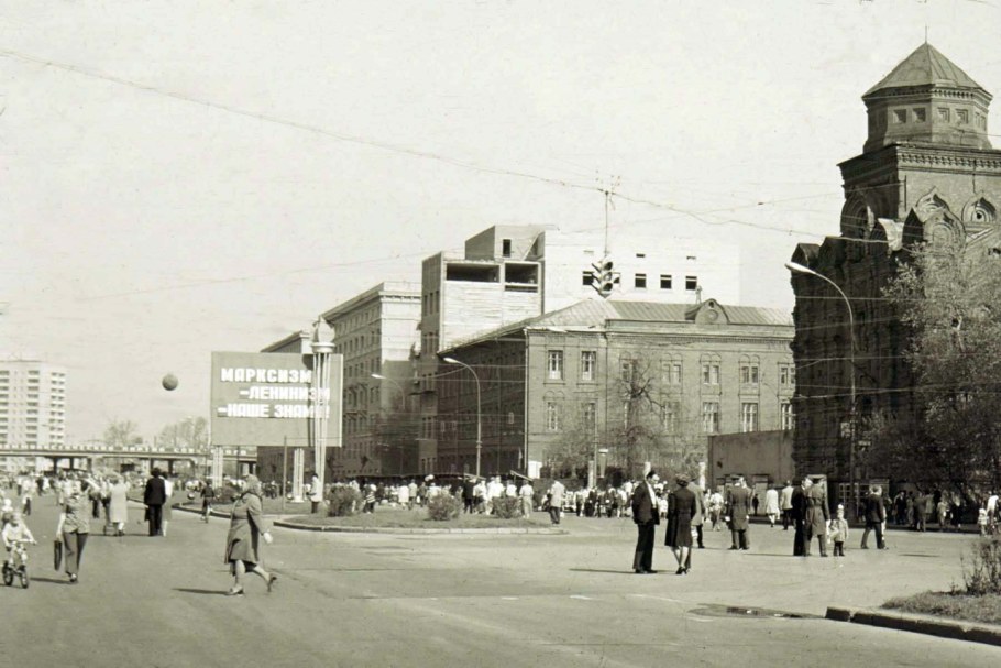 Ул Новослободская 60