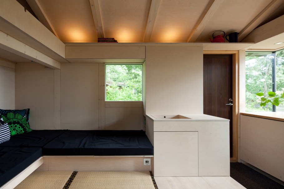 Тини Хаус финский