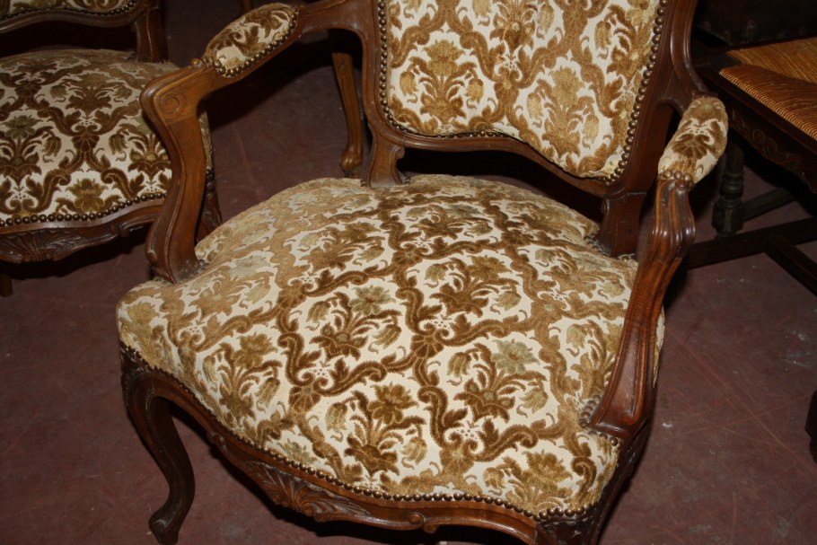 Югославские кресла