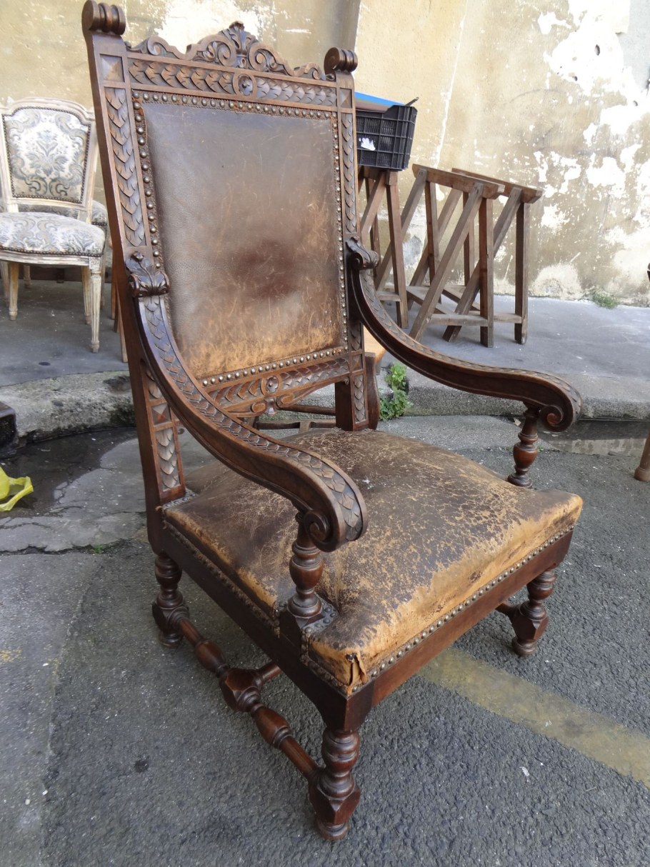 Кресло качалка 19 век Ренессанс