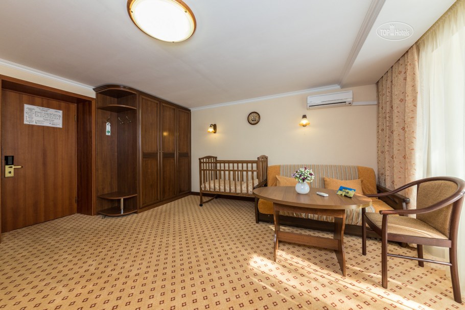 Джуниор сюит Урал Анапа