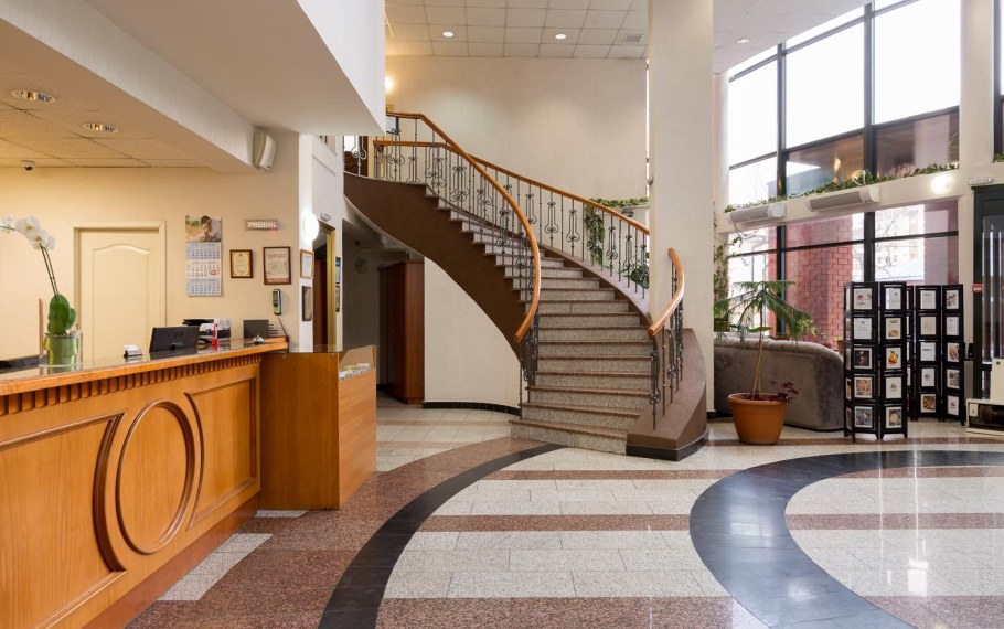 Гоголя 15е Екатеринбург ТРАНСОТЕЛЬ