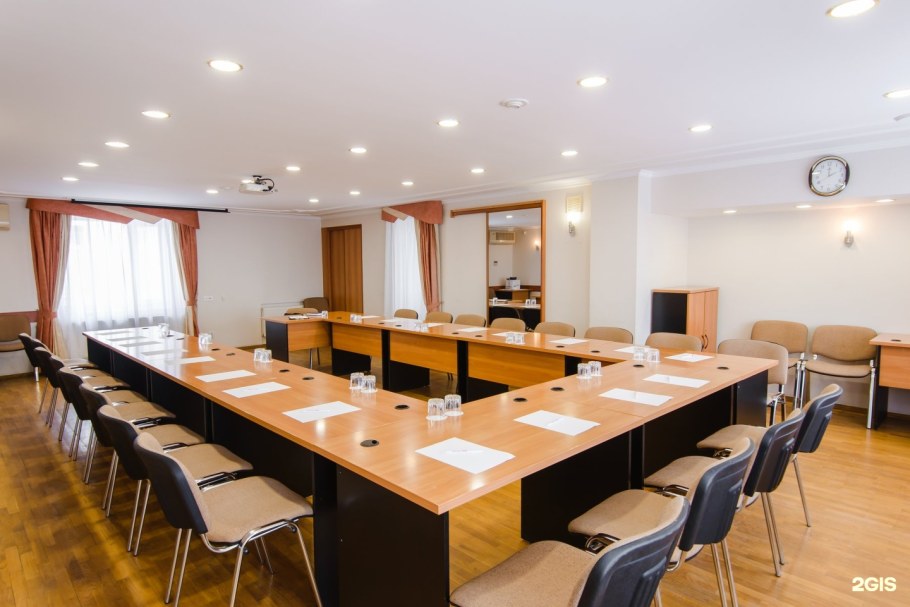 Пермь отель "Урал" конференц зал