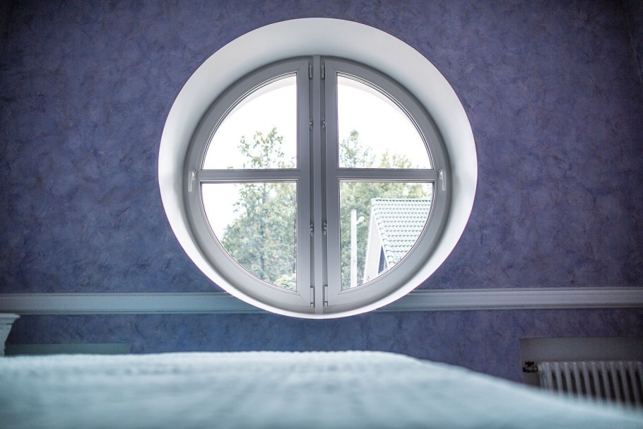 Круглые пластиковые окна