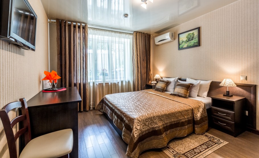 Браво отель Панова 50