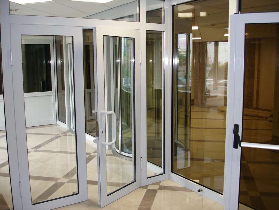 Двери алюминиевые входные ТАТПРОФ