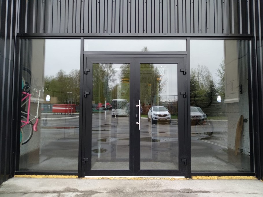 Стеклянная входная группа