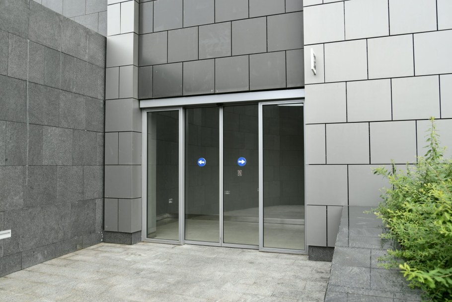 Алюминиевый профиль входная группа