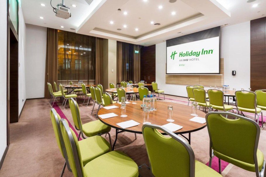 Гостиничная цепь Холидей ИНН