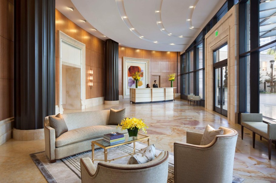 Вестибюль отеля