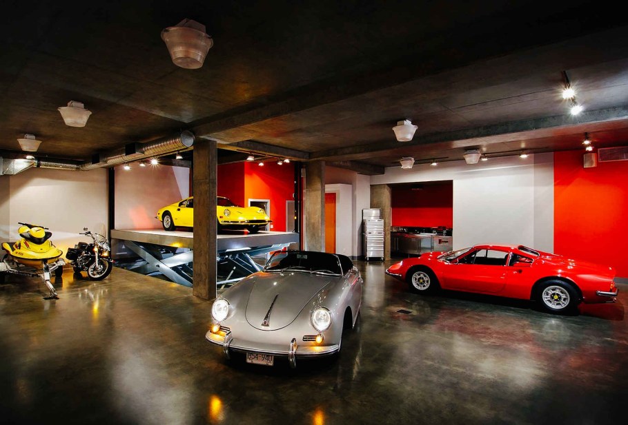 Роскошный гараж