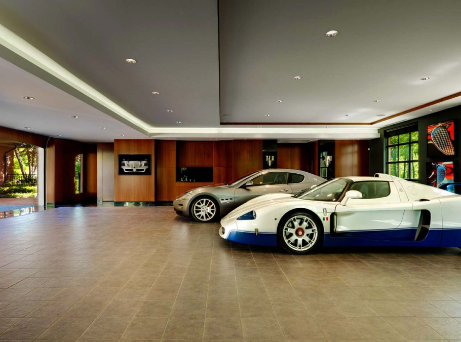 Шикарный гараж