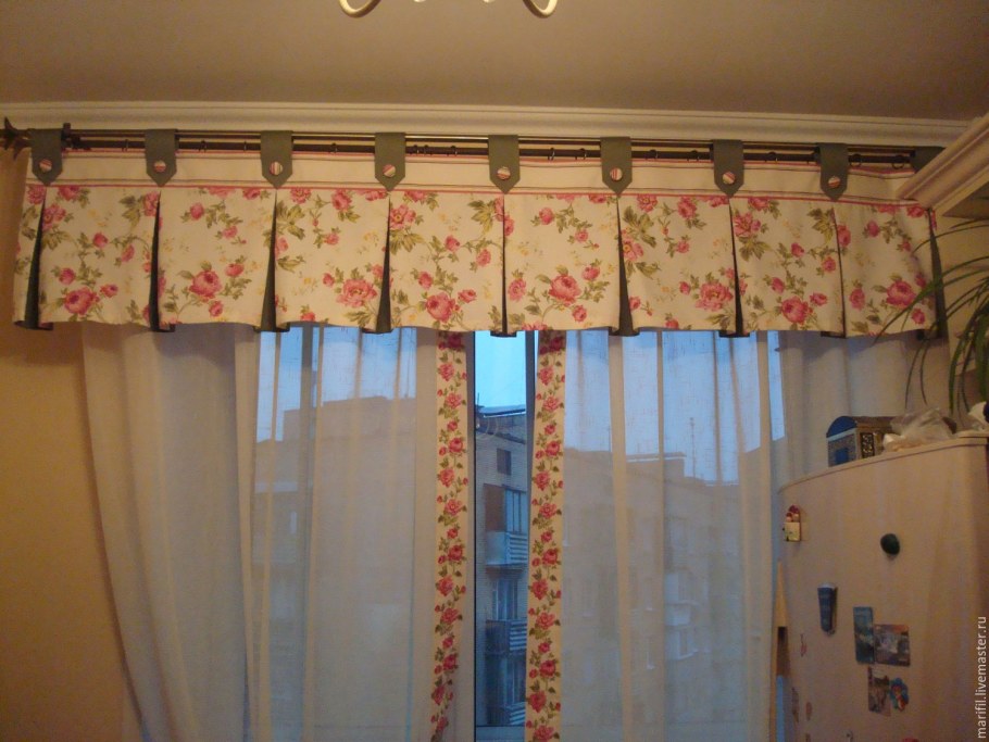 Льняные занавески с вышивкой