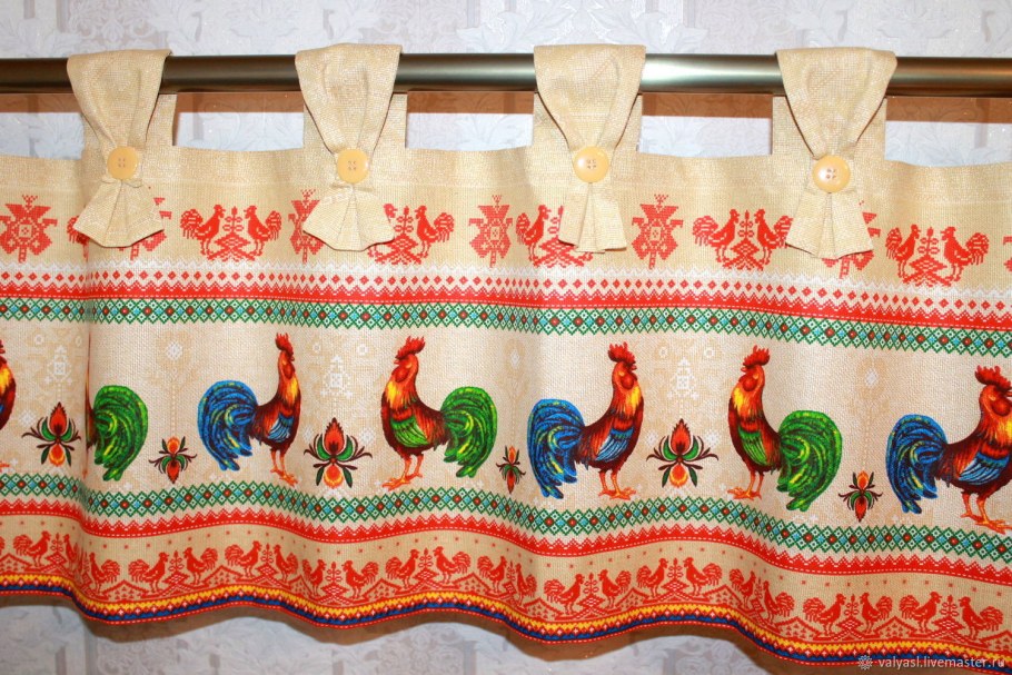 Шторы с петухами