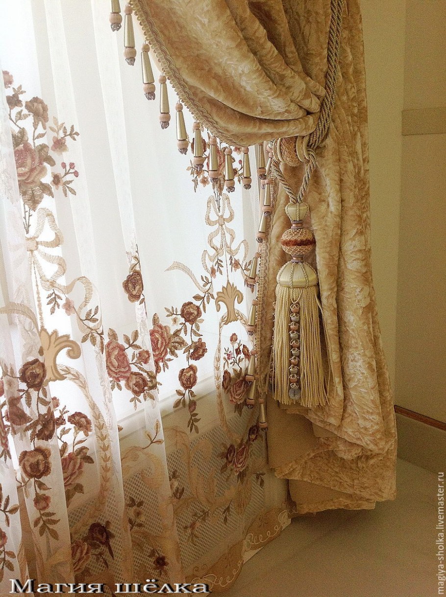 Льняные занавески с кружевом