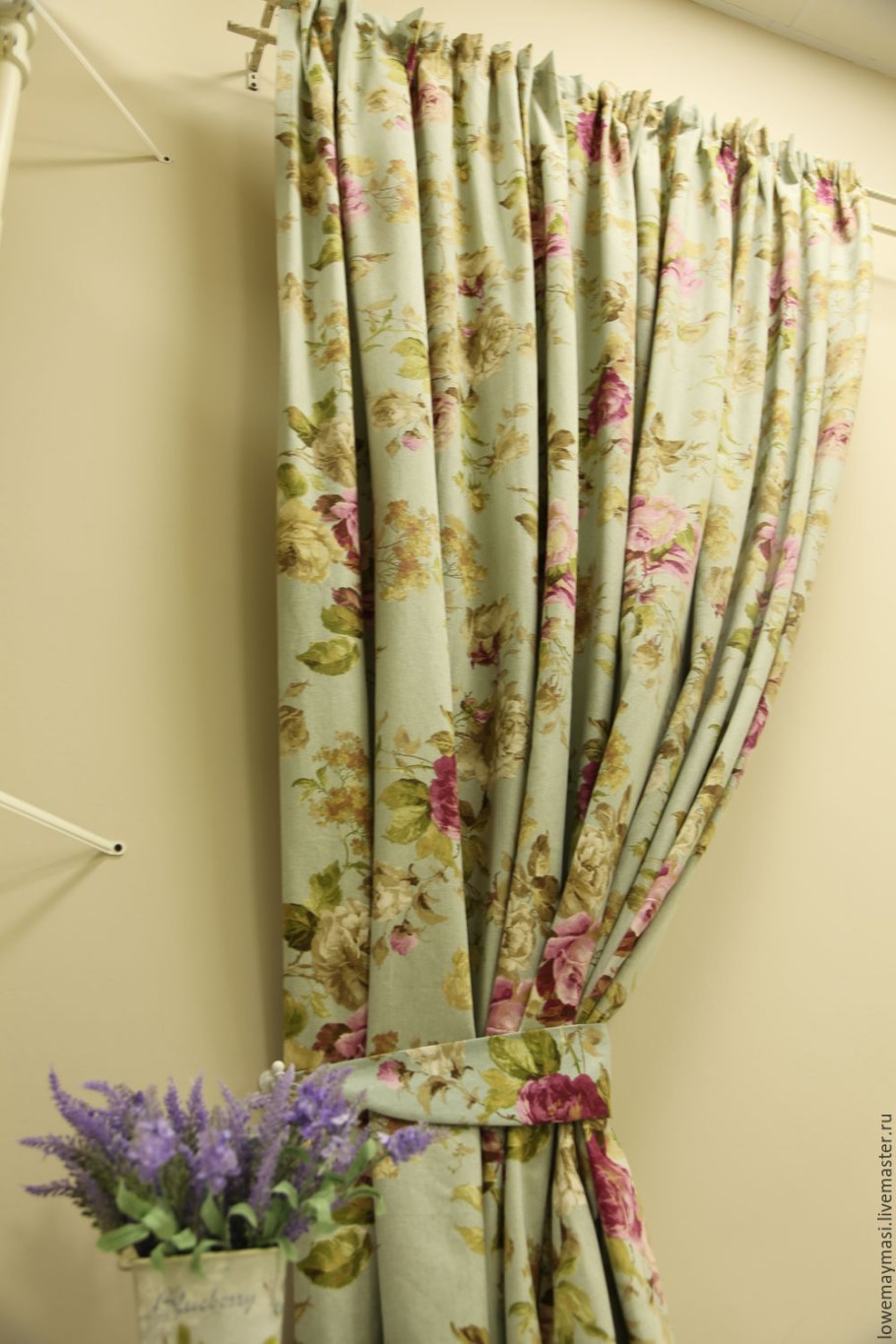 Шторы с бантами