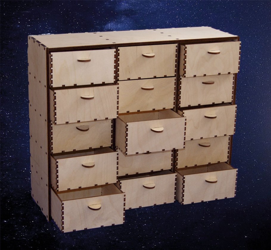 Комодик из фанеры