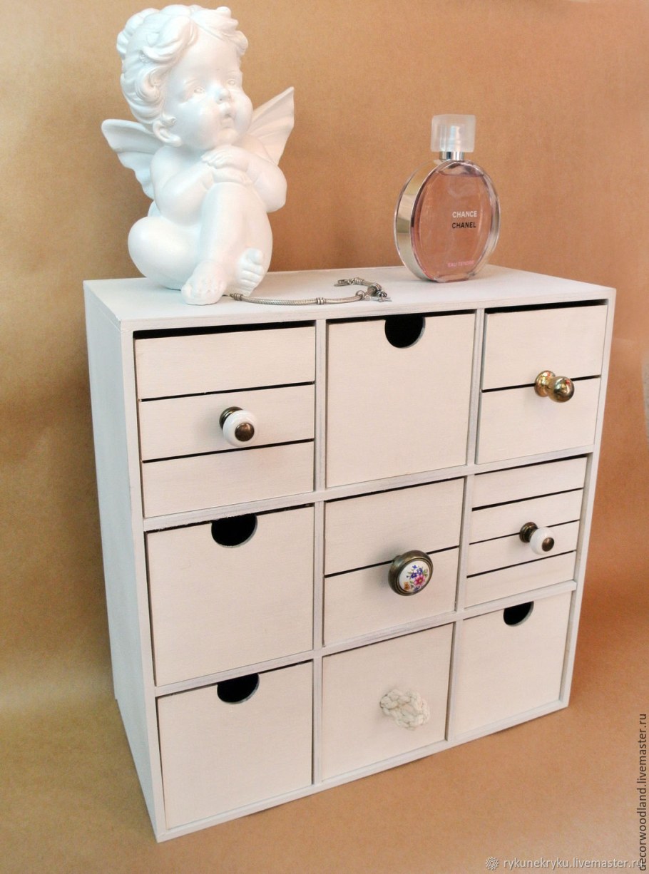 Комод для мелочей деревянный