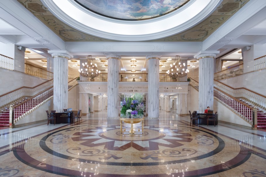 Radisson collection Hotel Moscow Холл
