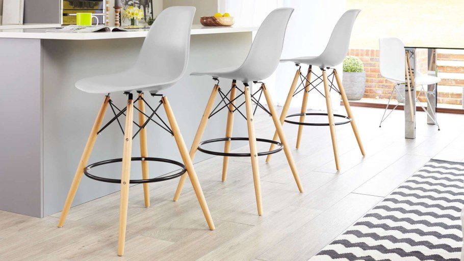 Стул Eames DSW белый