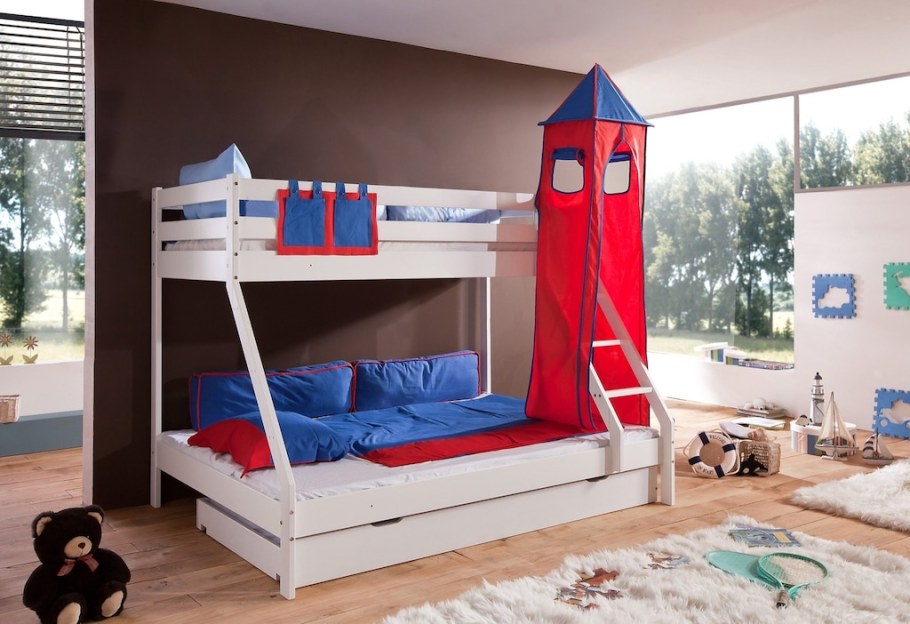 Двухъярусная кровать для детей
