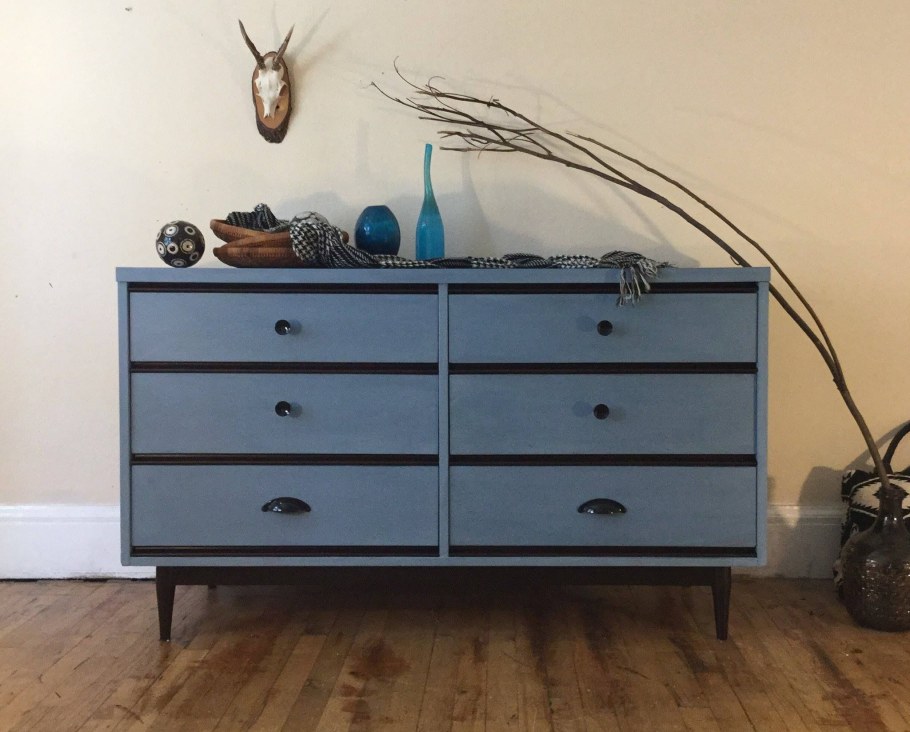 Крашеные комоды Ивар