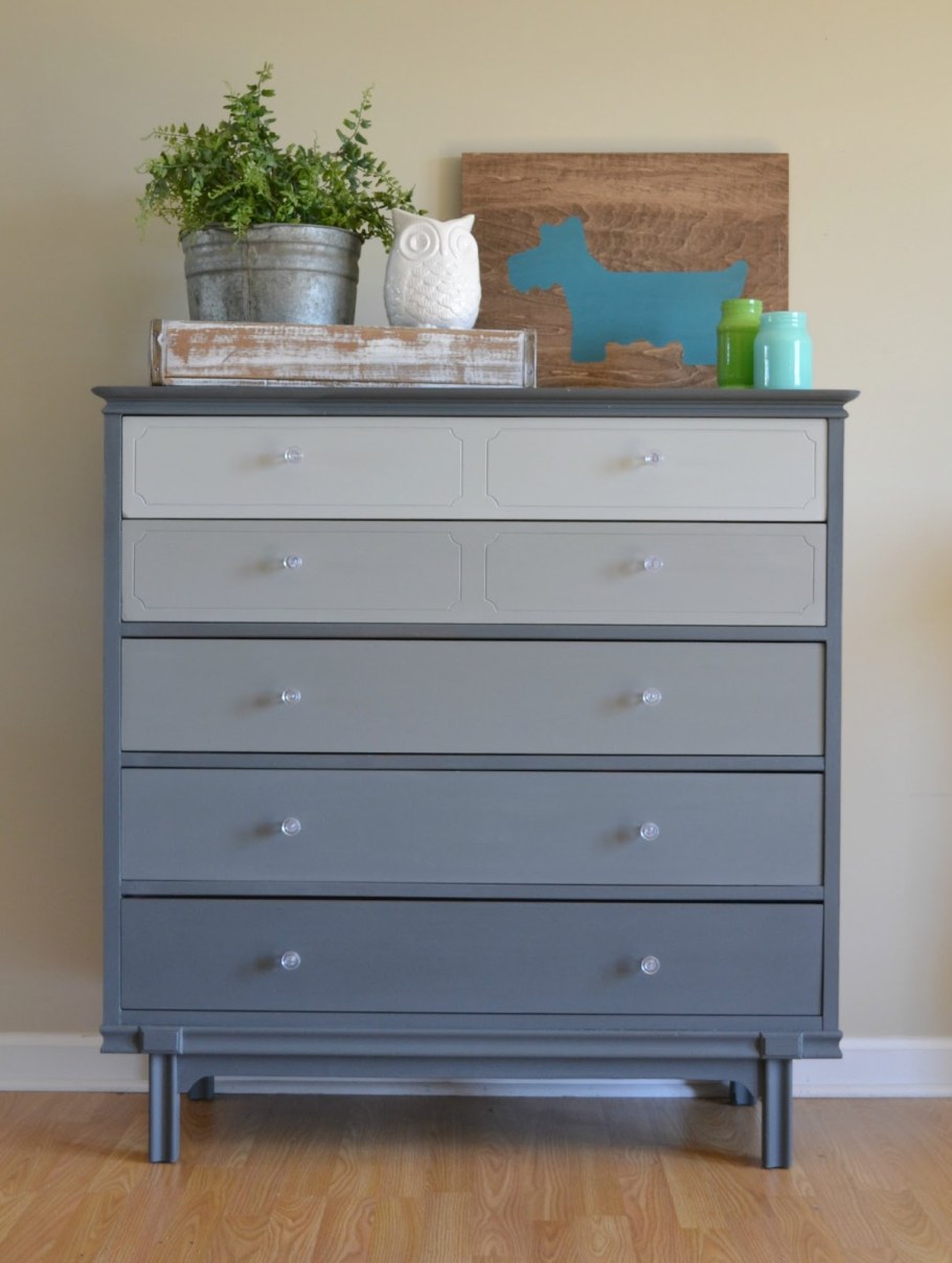 Комод серо голубой
