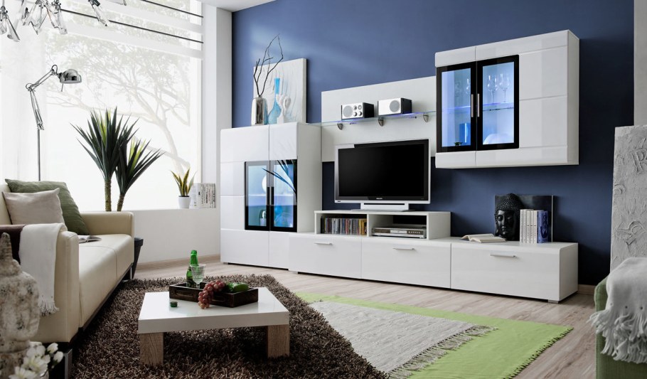 Белая стенка в гостиную в современном