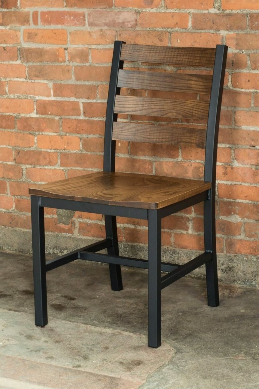 Стулья в стиле лофт