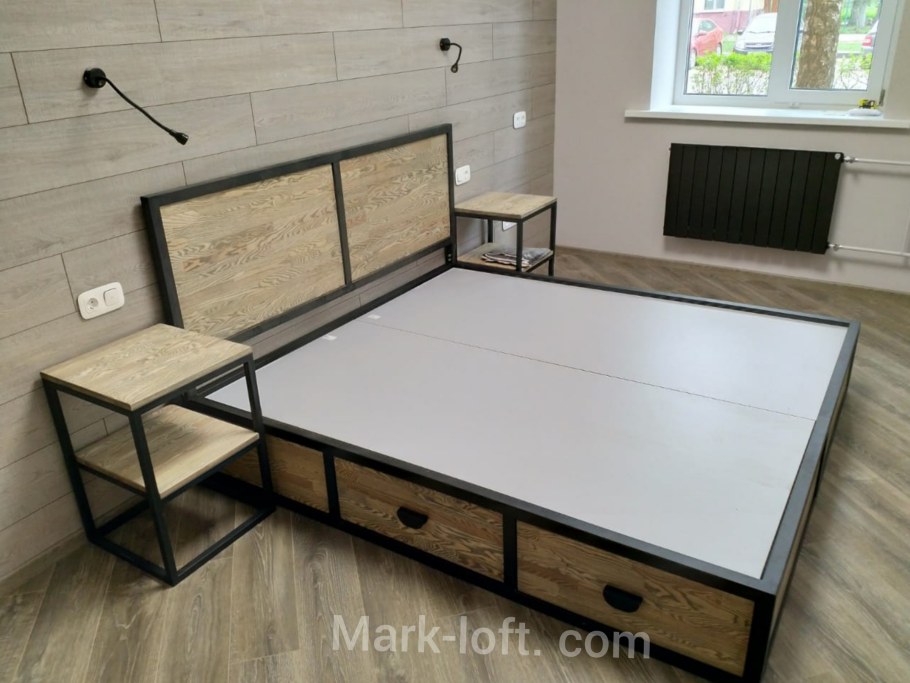 Кровать из металла лофт с ящиками