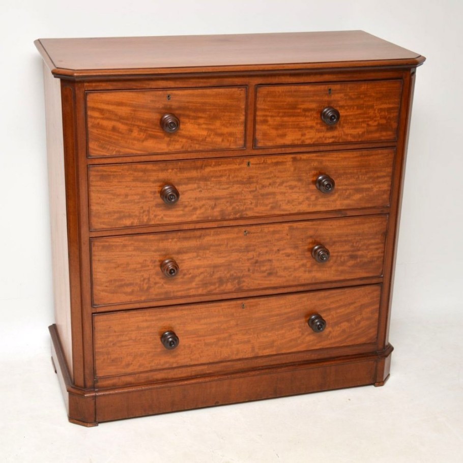 Викторианский комод