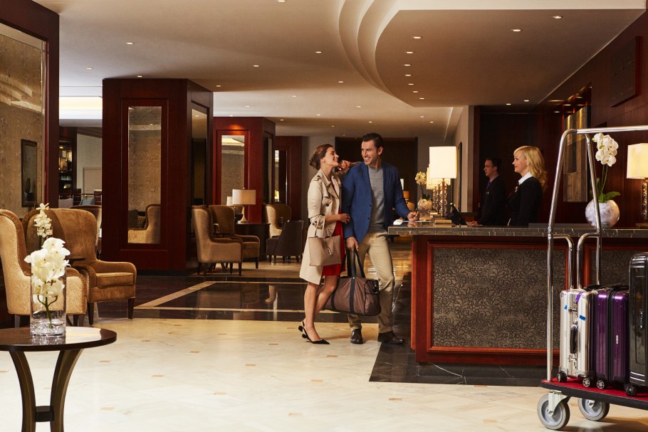 Дорогой отель ресепшн